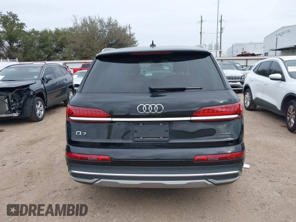 2023 Audi Q7 Premium Plus with VIN WA1LXBF71PD026788, listed as a IAAI auction lot 41687983 with 20,462 mi miles. Bid and sale history available at carsss.com. Image 17.