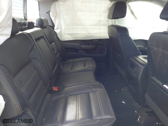 2017 GMC Sierra 2500HD Denali with VIN 1GT12UEY8HF216479, listed as a IAAI auction lot 41678315 with 127,057 mi miles. Bid and sale history available at carsss.com. Image 8.