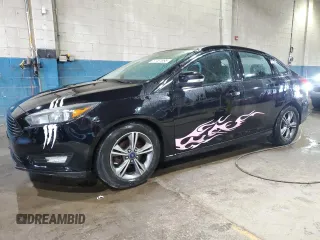 2016 Ford Focus SE with VIN 1FADP3FEXGL324105, listed as a Copart auction lot 51461895 with 132,043 mi miles and Clean Title. Bid and sale history available at carsss.com. Image 1.