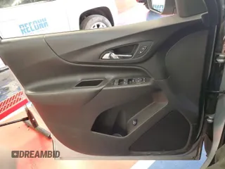 2022 Chevrolet Equinox LT z VIN 2GNAXJEV7N6120877, wystawiony jako IAAI lot #42399180 z przebiegiem 24 038 mil mil oraz . Historia ofert i sprzedaży dostępna na DreamBid. Obrazek 18.