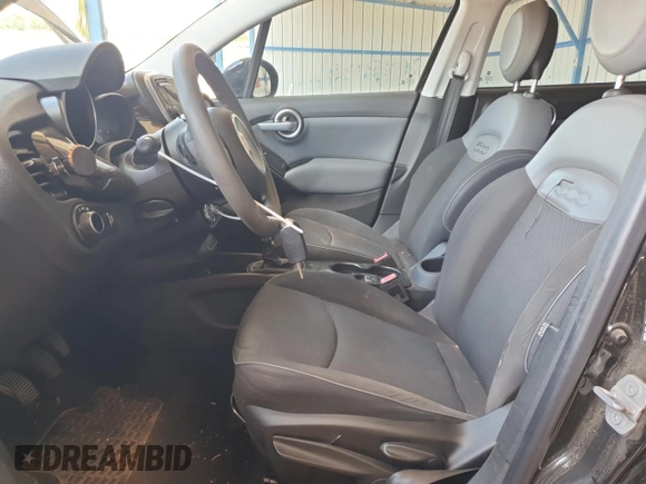 2016 FIAT 500X Pop with VIN ZFBCFXAW0GP334122, listed as a Copart auction lot 62085195 with 82,152 mi miles and Clean title. Bid and sale history available at DreamBid. Image 7.