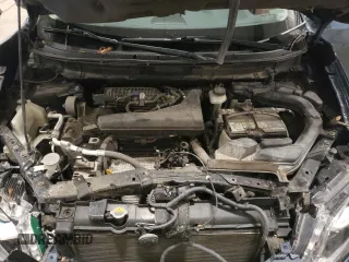 2014 Nissan Rogue SL with VIN 5N1AT2MV4EC788974, listed as a Copart auction lot 52177345 with 172,927 mi miles and Salvage Title. Bid and sale history available at DreamBid. Image 14.