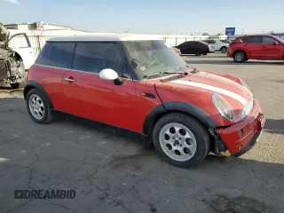 2002 MINI Hardtop with VIN WMWRC33432TE12395, listed as a Copart auction lot 76629414 with 181,921 mi miles and Clean Title. Bid and sale history available at DreamBid. Image 4.