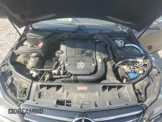 2014 Mercedes-Benz C 250 Sport z VIN WDDGF4HB7EA944038, wystawiony jako Copart lot #62121165 z przebiegiem 66 524 mil mil oraz Szkoda całkowita • Salvage title. Historia ofert i sprzedaży dostępna na DreamBid. Obrazek 11.