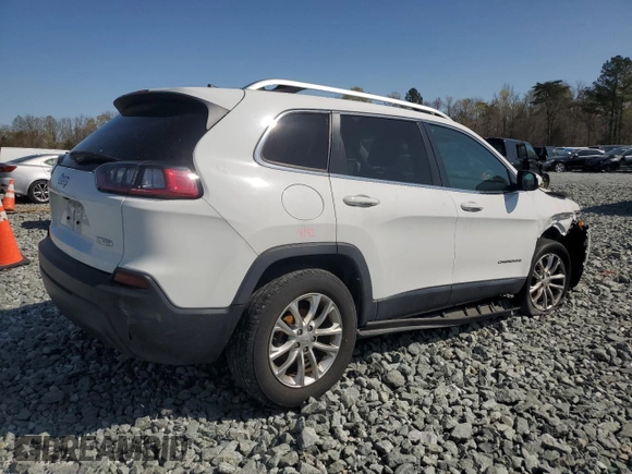 2019 Jeep Cherokee Latitude with VIN 1C4PJLCB8KD173609, listed as a Copart auction lot 51181925 with 77,260 mi miles and Salvage Title. Bid and sale history available at DreamBid. Image 3.