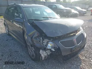2008 Pontiac Vibe with VIN 5Y2SL65838Z424393, listed as a IAAI auction lot 39916746 with 1 mi miles. Bid and sale history available at carsss.com. Image 6.