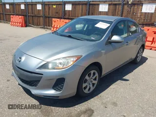 2013 Mazda 3 i SV with VIN JM1BL1TG1D1832624, listed as a IAAI auction lot 42372225 with 177,506 mi miles and . Bid and sale history available at DreamBid. Image 2.