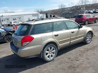 2009 Subaru Outback Special Edtn with VIN 4S4BP61C997326363, listed as a IAAI auction lot 41843452 with 123,495 mi miles. Bid and sale history available at carsss.com. Image 4.