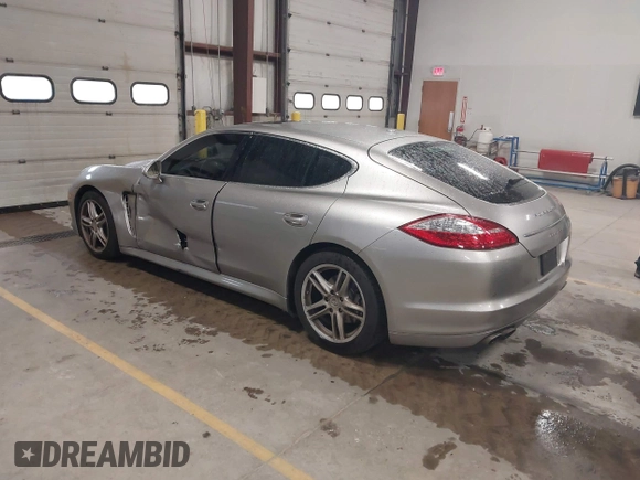 2012 Porsche Panamera S с VIN WP0AB2A71CL060068, выставлен на аукционе IAAI как лот 42309742 с пробегом 93 334 миль миль и . История ставок и продаж доступна на DreamBid. Изображение 3.