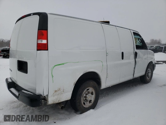 2021 Chevrolet Express Cargo with VIN 1GCWGAFP9M1245301, listed as a Copart auction lot 44656195 with 55,710 mi miles and Salvage title. Bid and sale history available at DreamBid. Image 3.