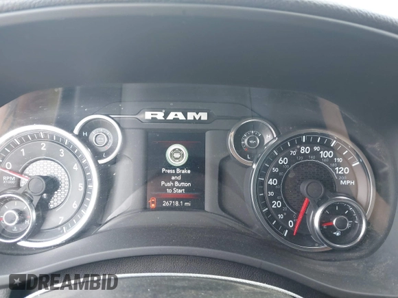 2024 Ram 2500 Tradesman z VIN 3C6UR5HJ2RG234917, wystawiony jako IAAI lot #42247031 z przebiegiem 26 718 mil mil oraz . Historia ofert i sprzedaży dostępna na DreamBid. Obrazek 7.