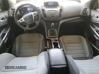 2013 Ford Escape SE z VIN 1FMCU0GX8DUD64374, wystawiony jako Copart lot #49647345 z przebiegiem 166 529 mil mil oraz Szkoda całkowita • Salvage title. Historia ofert i sprzedaży dostępna na DreamBid. Obrazek 8.