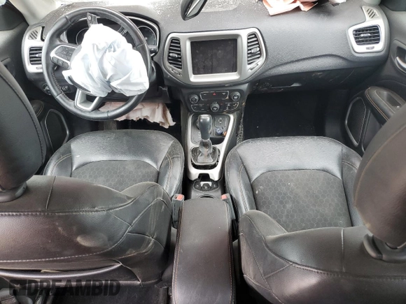 2018 Jeep Compass Latitude with VIN 3C4NJDBB1JT162555, listed as a Copart auction lot 50368155 with Not Provided miles and Clean Title. Bid and sale history available at DreamBid. Image 8.