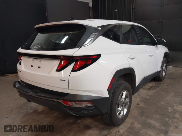 2024 Hyundai Tucson SE with VIN 5NMJACDE0RH418046, listed as a IAAI auction lot 41653772 with 6,235 mi miles. Bid and sale history available at carsss.com. Image 4.