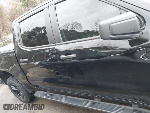 2020 Chevrolet Silverado 1500 Custom Trail Boss with VIN 1GCPYCEF0LZ358642, listed as a IAAI auction lot 41686287 with 64,740 mi miles and . Bid and sale history available at DreamBid. Image 13.