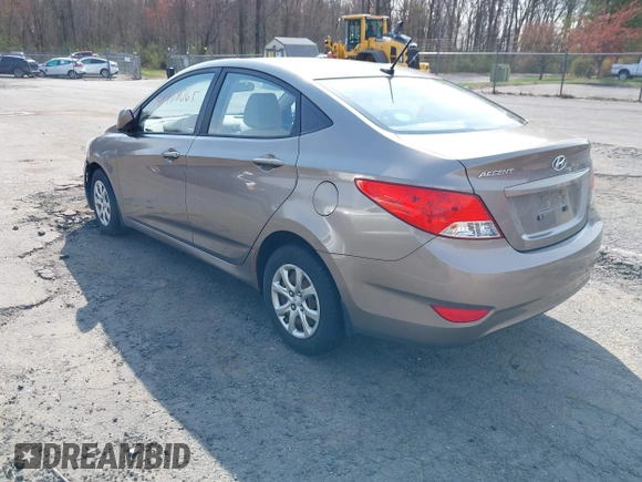 2013 Hyundai Accent GLS with VIN KMHCT4AE1DU314191, listed as a IAAI auction lot 41979265 with 177,944 mi miles. Bid and sale history available at carsss.com. Image 3.