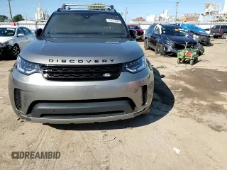 2020 Land Rover Discovery HSE z VIN SALRR2RV9L2415214, wystawiony jako Copart lot #73051304 z przebiegiem Nie podano mil oraz Szkoda całkowita • Salvage title. Historia ofert i sprzedaży dostępna na DreamBid. Obrazek 12.