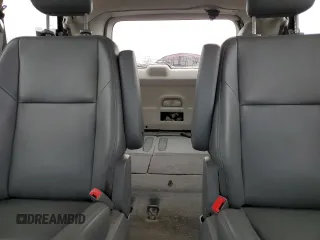 2014 Volkswagen Routan SE with VIN 2C4RVABG5ER135304, listed as a Copart auction lot 83957644 with 118,035 mi miles and Clean title. Bid and sale history available at DreamBid. Image 10.