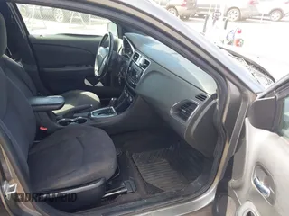 2012 Chrysler 200 Touring with VIN 1C3CCBBG6CN297040, listed as a IAAI auction lot 41756345 with 162,771 mi miles. Bid and sale history available at carsss.com. Image 5.