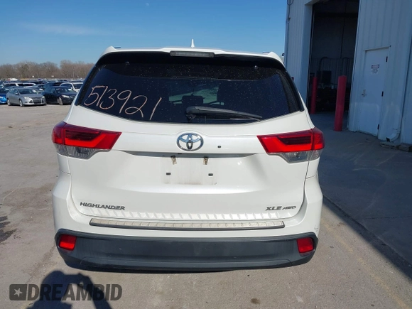 2019 Toyota Highlander SE with VIN 5TDJZRFH4KS568084, listed as a IAAI auction lot 41996726 with 88,892 mi miles and . Bid and sale history available at DreamBid. Image 16.