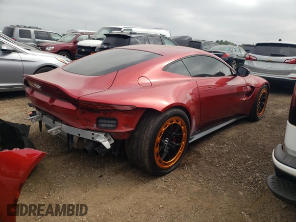 2020 Aston Martin Vantage z VIN SCFSMGAW8LGN03717, wystawiony jako Copart lot #69625684 z przebiegiem 26 594 mil mil oraz Szkoda całkowita • Salvage title. Historia ofert i sprzedaży dostępna na DreamBid. Obrazek 3.