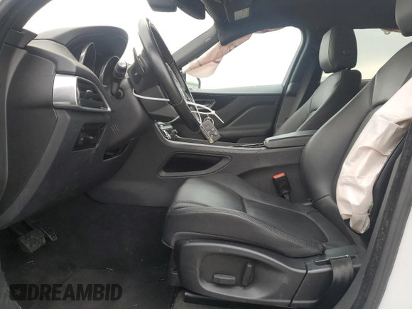 2017 Jaguar F-Pace 35t Premium z VIN SADCJ2BV3HA054496, wystawiony jako Copart lot #53286415 z przebiegiem 128 380 mil mil oraz Szkoda całkowita • Salvage title. Historia ofert i sprzedaży dostępna na DreamBid. Obrazek 7.