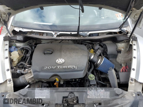 2000 Volkswagen Beetle GLX with VIN 3VWDD21C0YM482825, listed as a Copart auction lot 53031135 with 153,167 mi miles and Salvage Title. Bid and sale history available at DreamBid. Image 11.