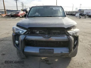 2018 Toyota 4Runner SR5 with VIN JTEBU5JR7J5606564, listed as a Copart auction lot 82647504 with 149,936 mi miles and Salvage Title. Bid and sale history available at carsss.com. Image 5.