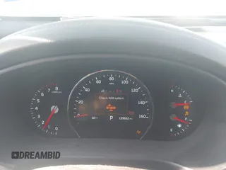 2017 Kia Sorento SX z VIN 5XYPK4A53HG202945, wystawiony jako IAAI lot #42006926 z przebiegiem 159 832 mil mil oraz . Historia ofert i sprzedaży dostępna na DreamBid. Obrazek 7.
