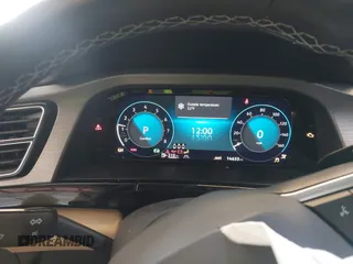 2024 Volkswagen Atlas SE z VIN 1V2LE2CA2RC223746, wystawiony jako IAAI lot #41609344 z przebiegiem 14 633 mil mil oraz . Historia ofert i sprzedaży dostępna na DreamBid. Obrazek 7.