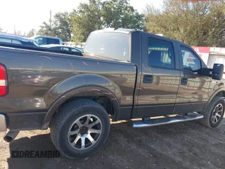 2008 Ford F-150 XLT z VIN 1FTPW12V18KB96106, wystawiony jako IAAI lot #41661206 z przebiegiem 251 729 mil mil oraz . Historia ofert i sprzedaży dostępna na DreamBid. Obrazek 17.