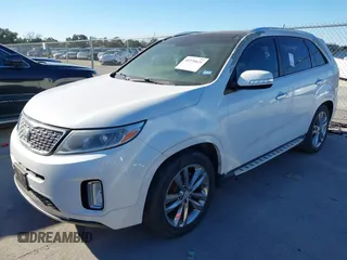 2014 Kia Sorento SX with VIN 5XYKW4A79EG503666, listed as a IAAI auction lot 41270621 with 189,462 mi miles. Bid and sale history available at carsss.com. Image 2.