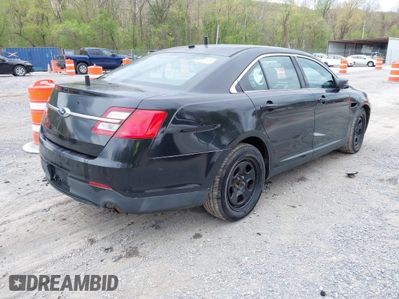 2013 Ford Police Interceptor с VIN 1FAHP2M87DG184866, выставлен на аукционе IAAI как лот 41995646 с пробегом 250 298 миль миль и . История ставок и продаж доступна на DreamBid. Изображение 4.