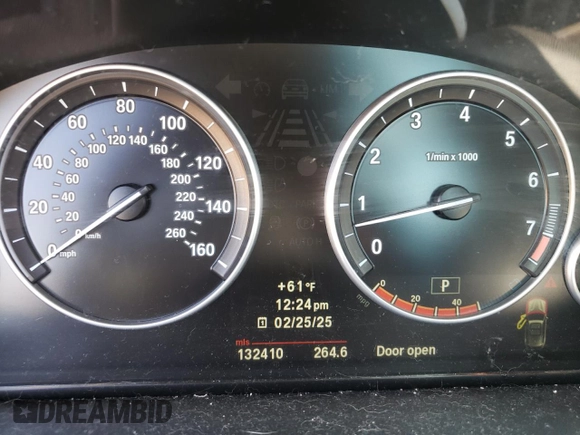 2011 BMW X3 28i with VIN 5UXWX5C50BL708615, listed as a Copart auction lot 46101255 with 132,410 mi miles and Salvage Title. Bid and sale history available at carsss.com. Image 9.