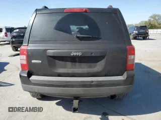 2015 Jeep Patriot Sport z VIN 1C4NJPBB4FD139804, wystawiony jako Copart lot #53223985 z przebiegiem 138 960 mil mil oraz Szkoda całkowita • Salvage title. Historia ofert i sprzedaży dostępna na DreamBid. Obrazek 6.
