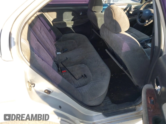 2005 Hyundai Sonata GLS with VIN KMHWF35H15A150785, listed as a IAAI auction lot 41690877 with 267,056 mi miles. Bid and sale history available at carsss.com. Image 8.