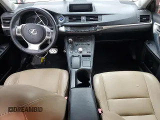 2011 Lexus CT 200h z VIN JTHKD5BH4B2039483, wystawiony jako Copart lot #55633395 z przebiegiem Nie podano mil oraz Tytuł czysty. Historia ofert i sprzedaży dostępna na DreamBid. Obrazek 8.