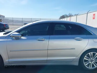 2014 Lincoln MKZ with VIN 3LN6L2G99ER832666, listed as a IAAI auction lot 41732639 with 168,962 mi miles. Bid and sale history available at carsss.com. Image 14.
