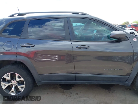 2017 Jeep Cherokee Trailhawk с VIN 1C4PJMBS6HW597794, выставлен на аукционе IAAI как лот 41750977 с пробегом 47 313 миль миль и . История ставок и продаж доступна на DreamBid. Изображение 14.