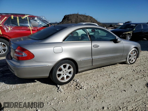 2004 Mercedes-Benz CLK 320 z VIN WDBTJ65J94F075764, wystawiony jako Copart lot #43388475 z przebiegiem 131 190 mil mil oraz Czysty tytuł • Clean title. Historia ofert i sprzedaży dostępna na DreamBid. Obrazek 3.