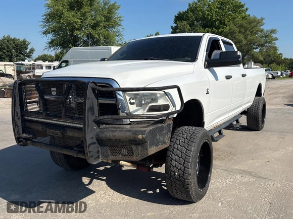 2012 Ram 2500 ST with VIN 3C6UD5HLXCG172092, listed as a Copart auction lot 64960995 with 256,468 mi miles and Clean title. Bid and sale history available at DreamBid. Image 2.