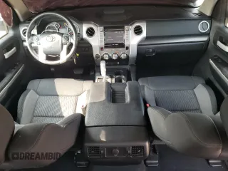 2014 Toyota Tundra SR5 z VIN 5TFDY5F16EX323670, wystawiony jako Copart lot #59953165 z przebiegiem 75 117 mil mil oraz Szkoda całkowita • Salvage title. Historia ofert i sprzedaży dostępna na DreamBid. Obrazek 8.