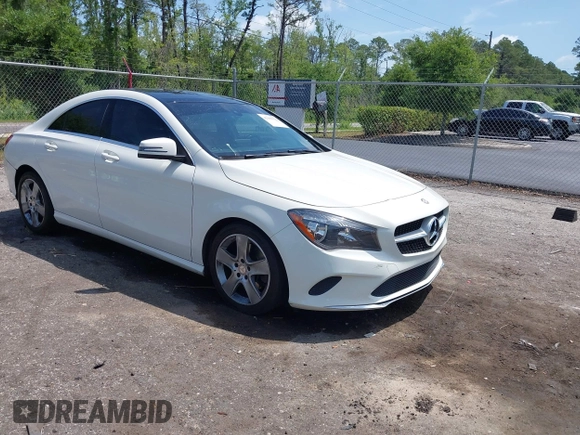 2017 Mercedes-Benz CLA 250 z VIN WDDSJ4EBXHN444076, wystawiony jako IAAI lot #42183176 z przebiegiem 121 385 mil mil oraz . Historia ofert i sprzedaży dostępna na DreamBid. Obrazek 1.