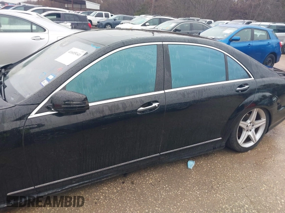 2011 Mercedes-Benz S-Class S 550 with VIN WDDNG7BB1BA375438, listed as a IAAI auction lot 41605141 with 110,972 mi miles. Bid and sale history available at carsss.com. Image 15.