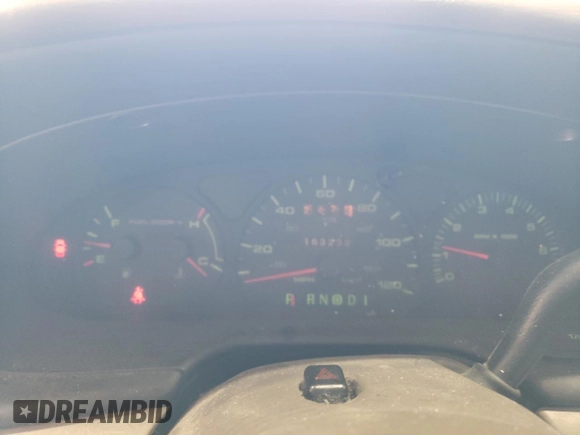 2001 Ford Taurus SE Standard with VIN 1FAHP58S71G184725, listed as a Copart auction lot 56401895 with 163,238 mi miles and Salvage title. Bid and sale history available at DreamBid. Image 9.