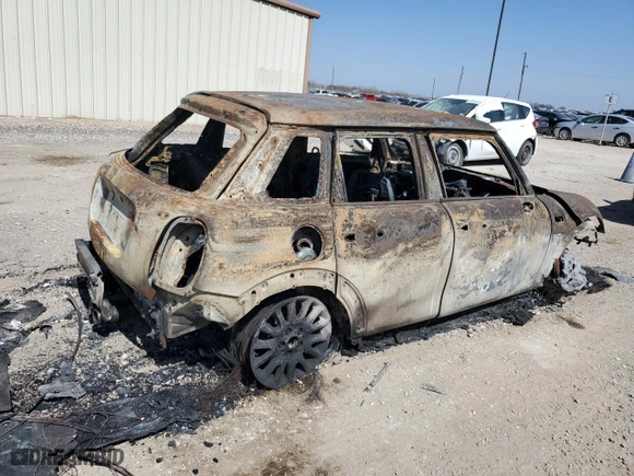 2017 MINI Hardtop 4 Door Cooper S with VIN WMWXU3C3XH2B64463, listed as a Copart auction lot 48665685 with 0 mi miles and Non Repairable. Bid and sale history available at carsss.com. Image 3.