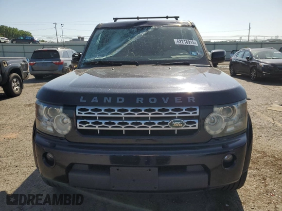 2011 Land Rover LR4 HSE с VIN SALAG2D45BA595331, выставлен на аукционе Copart как лот 62218915 с пробегом 138 257 миль миль и Списание • Salvage title. История ставок и продаж доступна на DreamBid. Изображение 5.