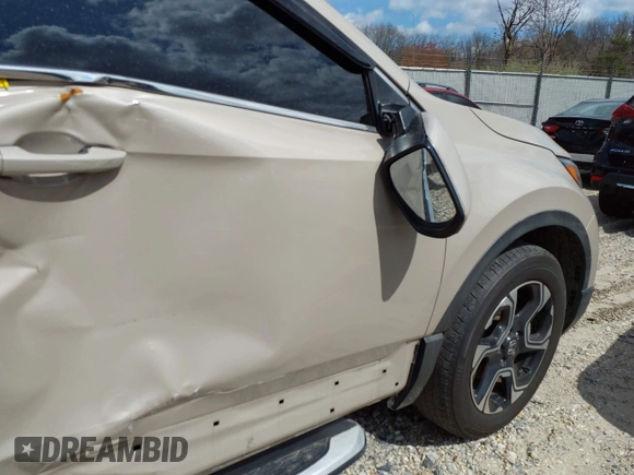 2017 Honda CR-V Touring with VIN 5J6RW2H94HL013536, listed as a IAAI auction lot 41577317 with 97,132 mi miles. Bid and sale history available at carsss.com. Image 17.