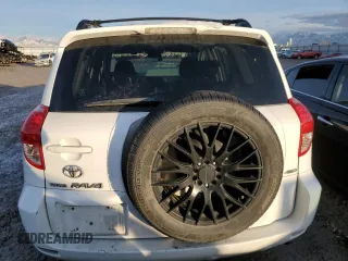 2007 Toyota RAV4 Sport with VIN JTMBK32V476025200, listed as a Copart auction lot 85039324 with 177,018 mi miles and Salvage Title. Bid and sale history available at carsss.com. Image 6.