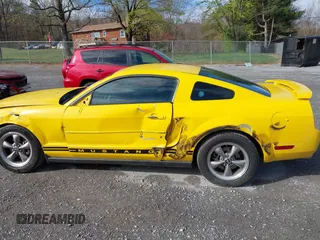 2006 Ford Mustang Standard with VIN 1ZVFT80N065243991, listed as a IAAI auction lot 41900624 with 149,041 mi miles. Bid and sale history available at carsss.com. Image 14.